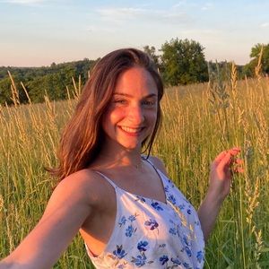 Meet your Posher, Mallory